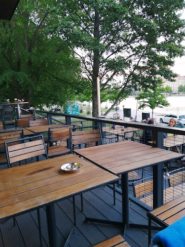 Comentarii opinii despre Kafé Koma