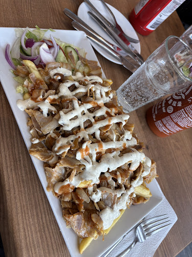 Opinii despre Kauppakadun Kebab Pizzeria în Jyväskylä - Ravintola-ala