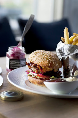 Läntinen Aleksanterinkatu 1, 06100 Porvoo