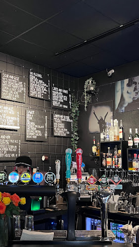 The Riff - Ravintola-ala