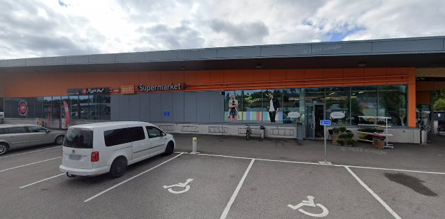 Opinii despre Pizza Hut Niipperi în Espoo - Ravintola-ala