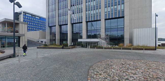 Restaurant Lucy in the Sky