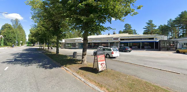 Labella Ravintola pizzeria karaoke pub