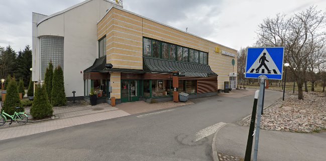 McDonald's Helsinki Pukinmäki - Ravintola-ala