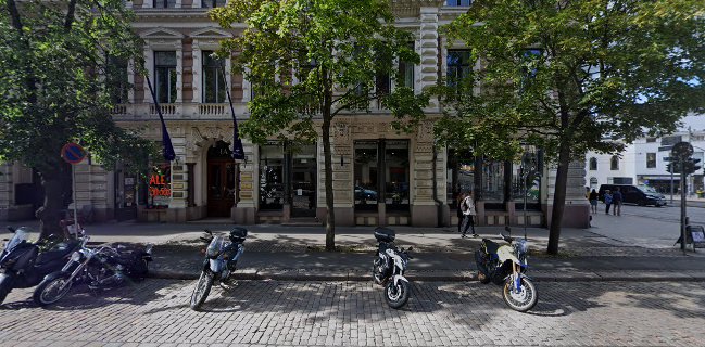 Robert’s coffee Bubbles Corner