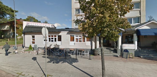 Adlon pizzeria & urheilubaari