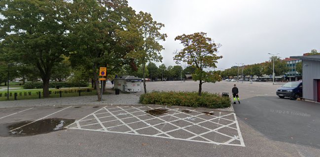 Thaimaalainen Katukeittiö Wirat Dolprasit